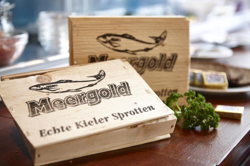 Hotel Liegeplatz 13 Kiel By Premiere Classe Esterno foto
