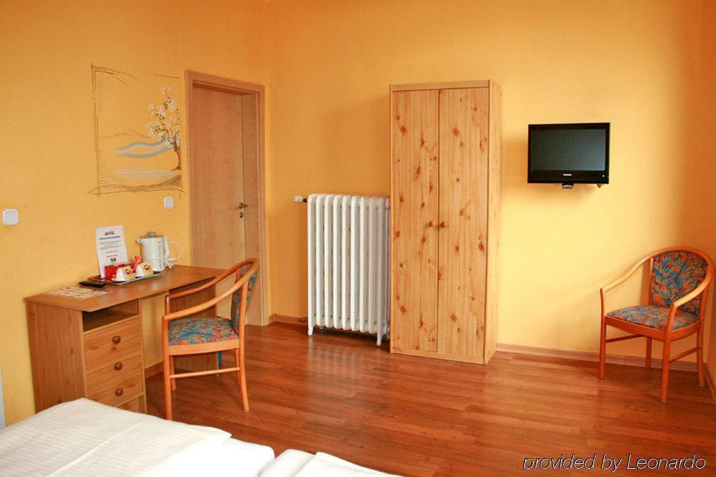Hotel Liegeplatz 13 Kiel By Premiere Classe Esterno foto