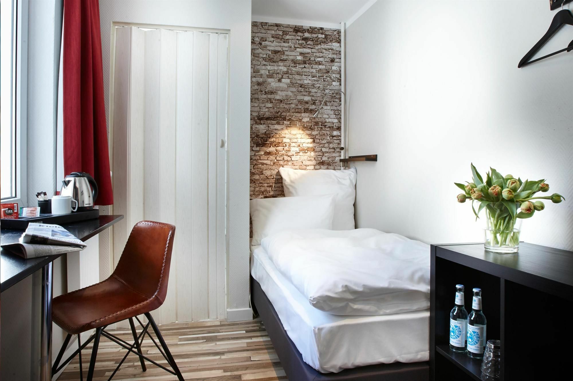 Hotel Liegeplatz 13 Kiel By Premiere Classe Esterno foto
